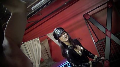 Dulce dan video bokep jepang di bus Malin pasangan lesbian menjilati dan mencium